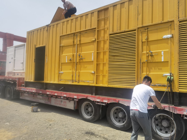 江边乡除了负载情况和发动机维护,还有哪些因素会影响 200kw 柴油发电机的油耗?